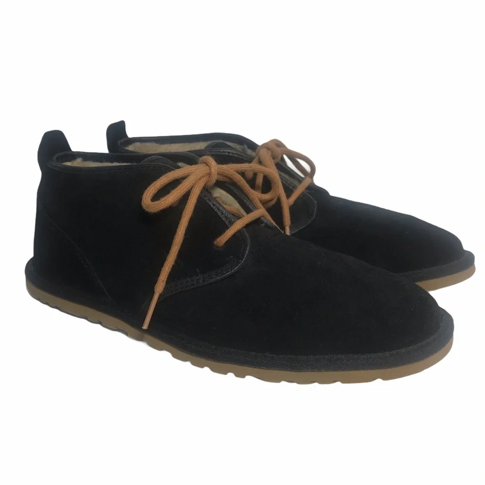 UGG Maksim Chukka Boots Black Suede Leather Wool Lined US 9